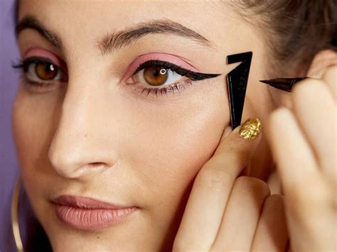 Enhance your natural beauty with the exquisite half magic eye liner